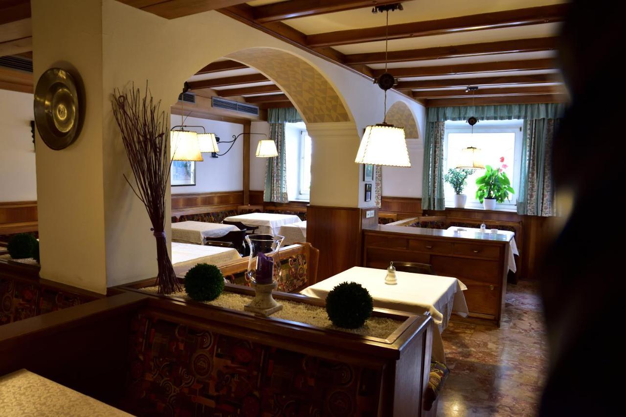 Hotel Krone Brunico Esterno foto