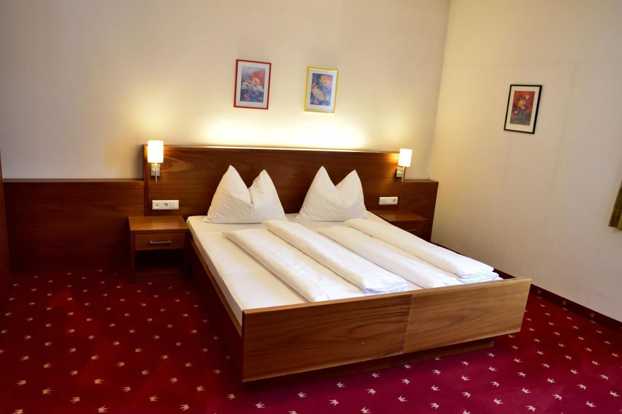 Hotel Krone Brunico Esterno foto
