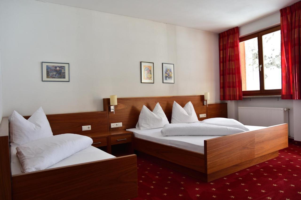 Hotel Krone Brunico Esterno foto