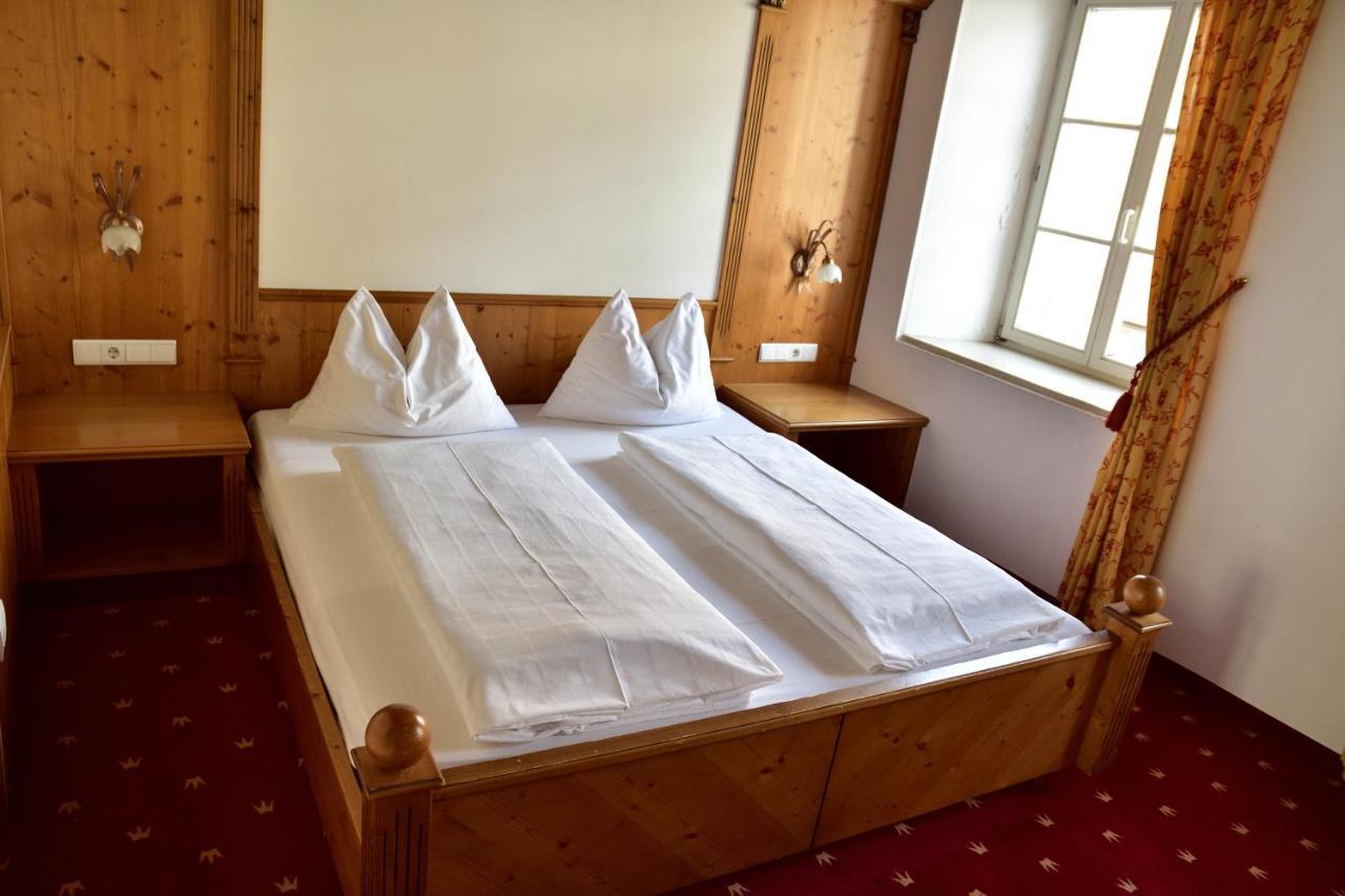 Hotel Krone Brunico Esterno foto