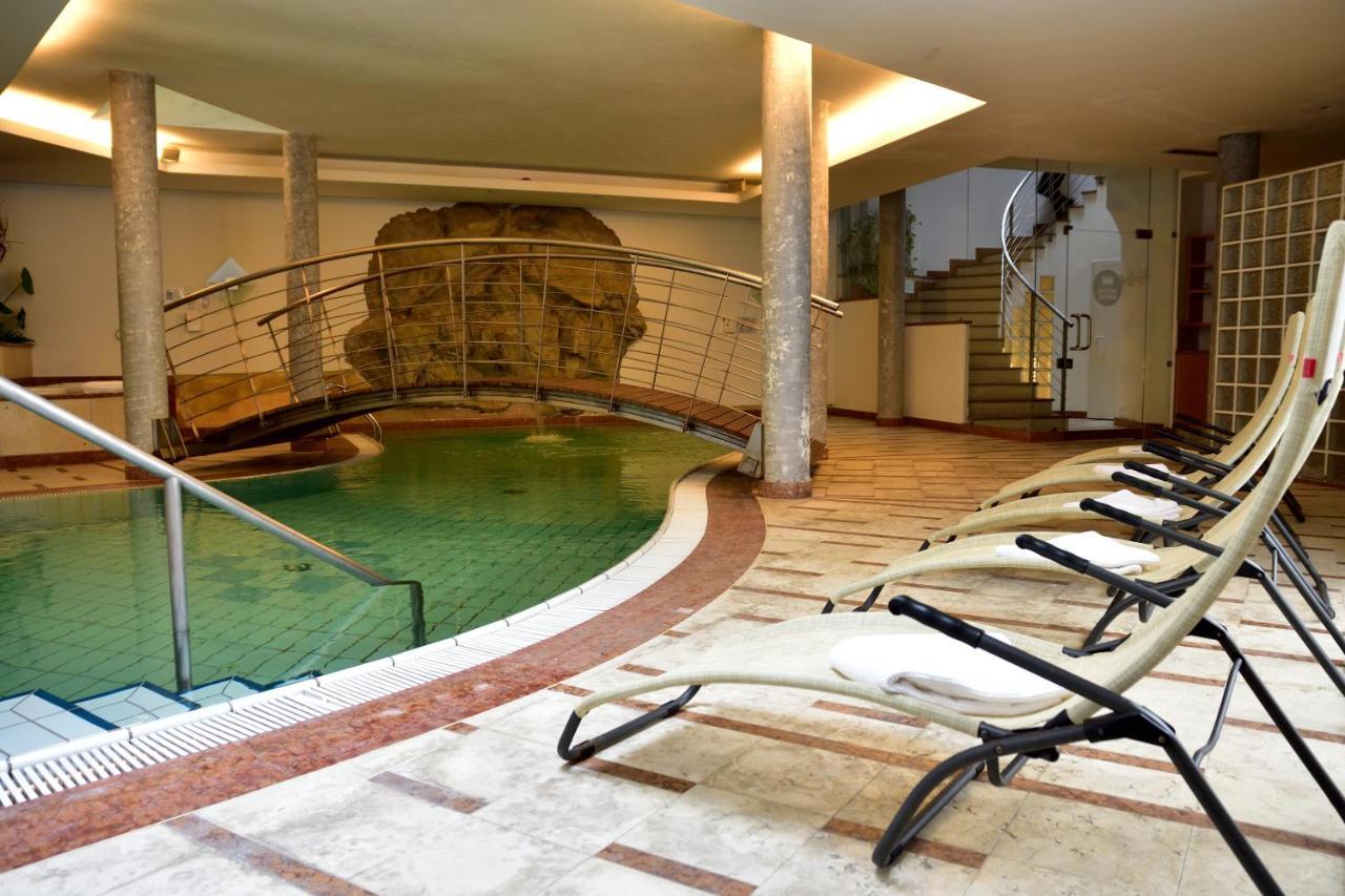 Hotel Krone Brunico Esterno foto